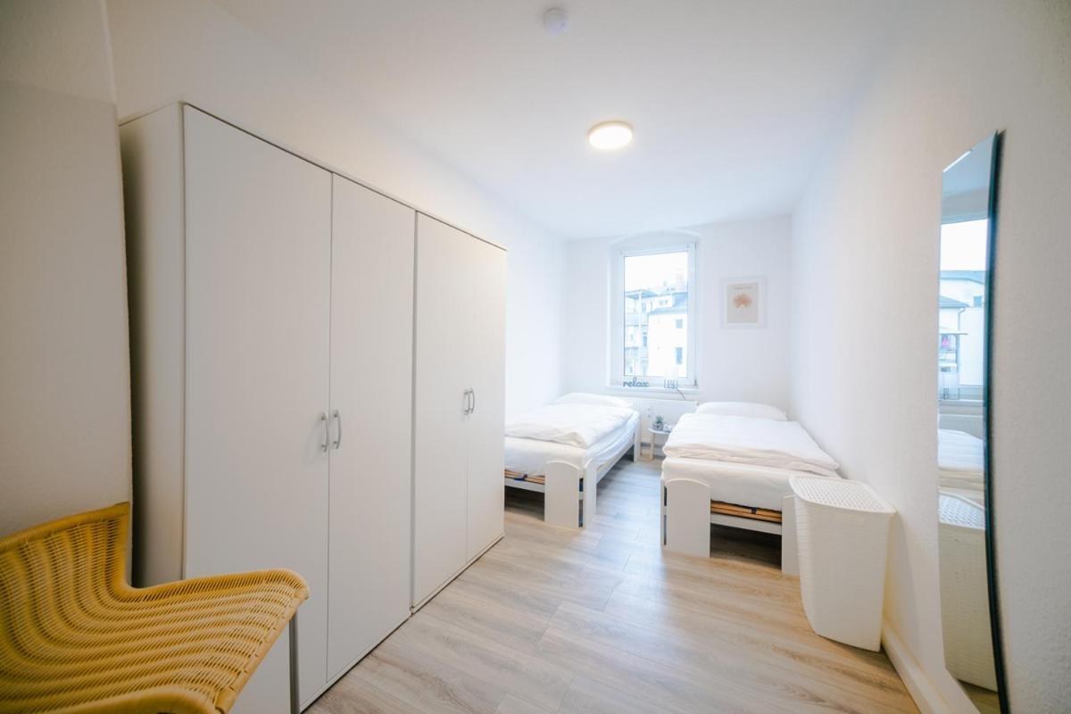 Ferienwohnung Laura In Gera Fuer Bis Zu 4 Personen - Neu Renoviert Eksteriør bilde