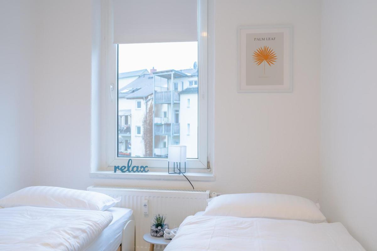 Ferienwohnung Laura In Gera Fuer Bis Zu 4 Personen - Neu Renoviert Eksteriør bilde