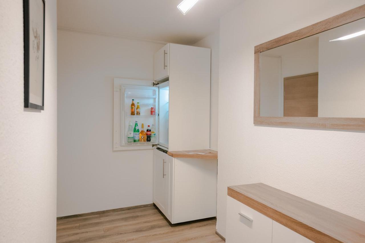 Ferienwohnung Laura In Gera Fuer Bis Zu 4 Personen - Neu Renoviert Eksteriør bilde